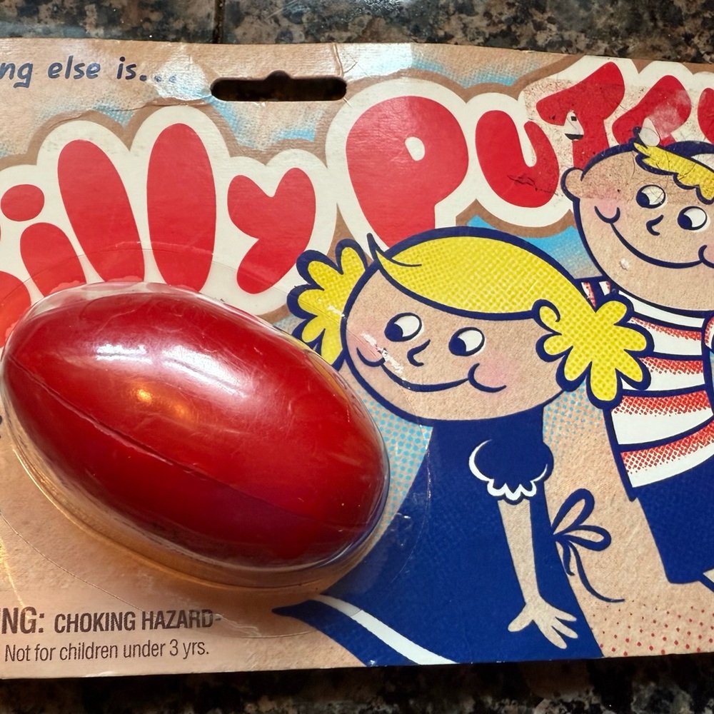 Crayola Red Silly Putty Egg